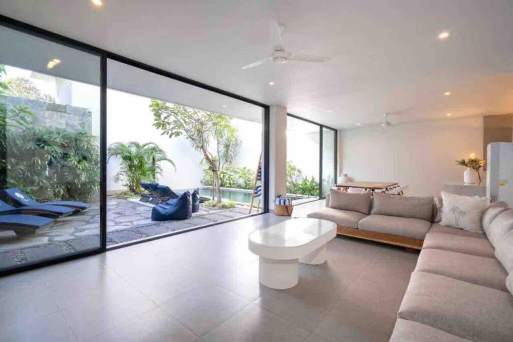 Villa Lamunan Seminyak Exteriör bild
