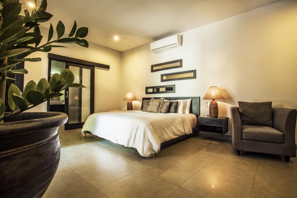 Villa Lamunan Seminyak Rum bild